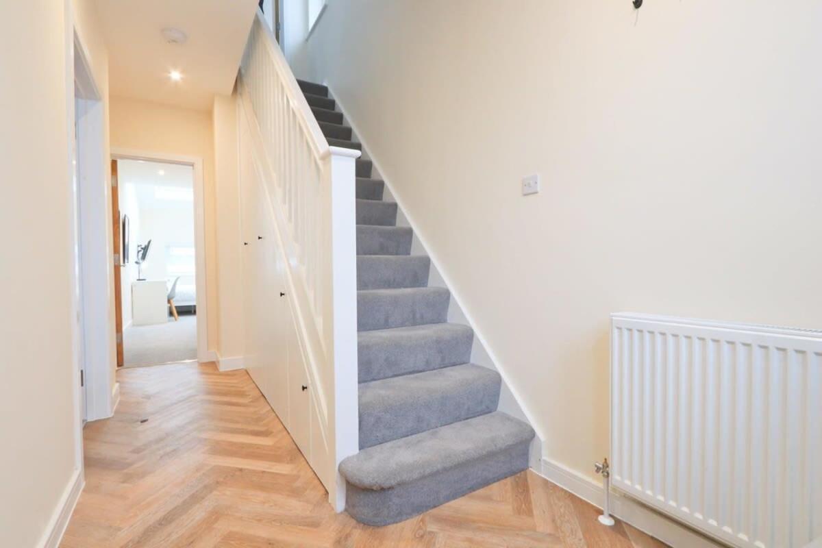 Fishponds 6 Bedroom House Holiday home