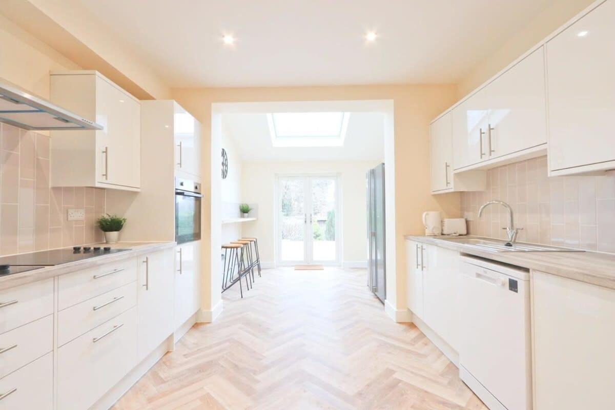 Holiday home Fishponds 6 Bedroom House